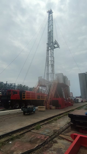 What is a workover rig?