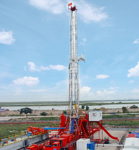 What are the drill derrick and substructure of a drilling rig?